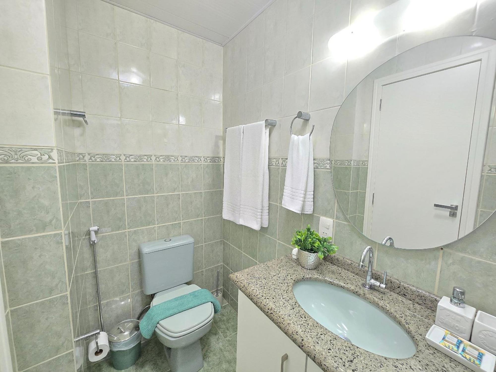1003 - Vista Mar - 2 Quartos - Garagem Apartamento Balneário Camboriú